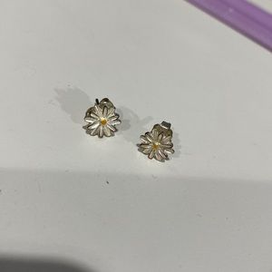 Daisy earrings